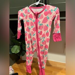 Little Sleepies strawberry zippy